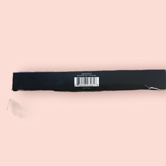 🎁MUA Makeup Academy NWT🪷NATURAL eyelash kit❗️ - Picture 3 of 3